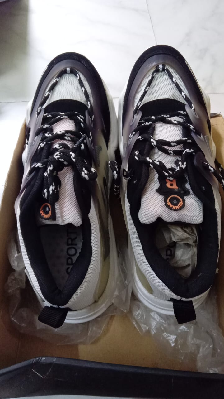 Shoes Size_6_Black & White_1